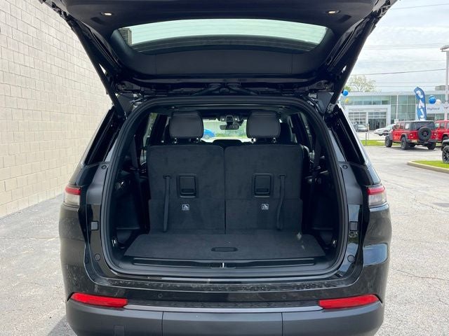 2026 Jeep Grand Cherokee L Laredo