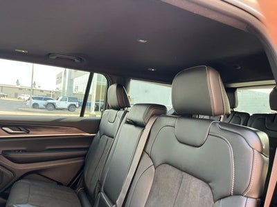 2026 Jeep Grand Cherokee L Laredo