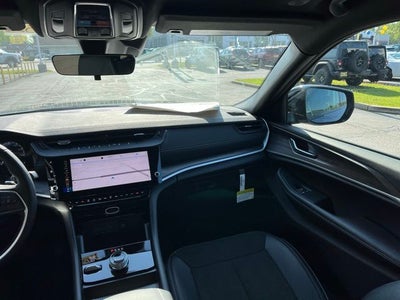 2026 Jeep Grand Cherokee L Laredo