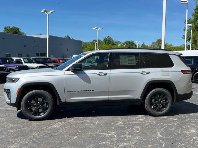 2026 Jeep Grand Cherokee L Laredo