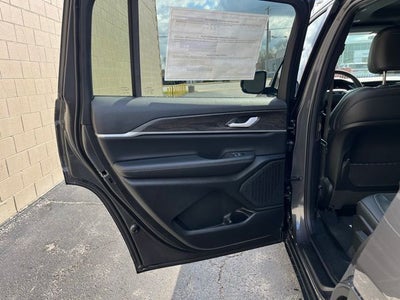 2026 Jeep Grand Cherokee L Laredo