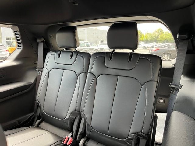 2027 Jeep Grand Cherokee L Limited