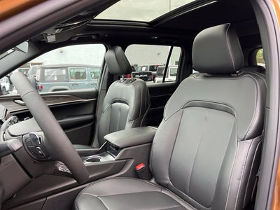 2027 Jeep Grand Cherokee L Limited