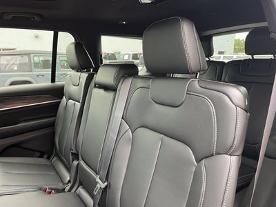 2027 Jeep Grand Cherokee L Limited