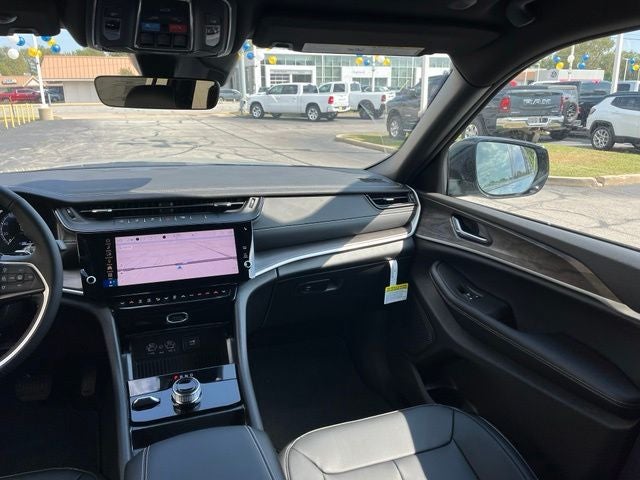 2027 Jeep Grand Cherokee L Limited