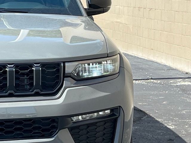 2027 Jeep Grand Cherokee L Limited