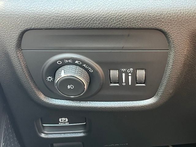 2027 Jeep Grand Cherokee L Limited