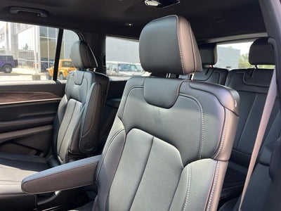 2027 Jeep Grand Cherokee L Limited