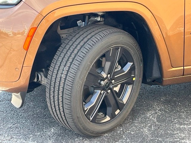 2027 Jeep Grand Cherokee L Limited Reserve