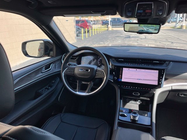 2027 Jeep Grand Cherokee L Limited Reserve