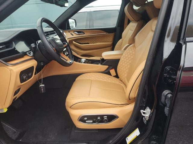 2025 Jeep Grand Cherokee L Summit