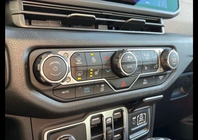 2025 Jeep Wrangler Willys 4xe