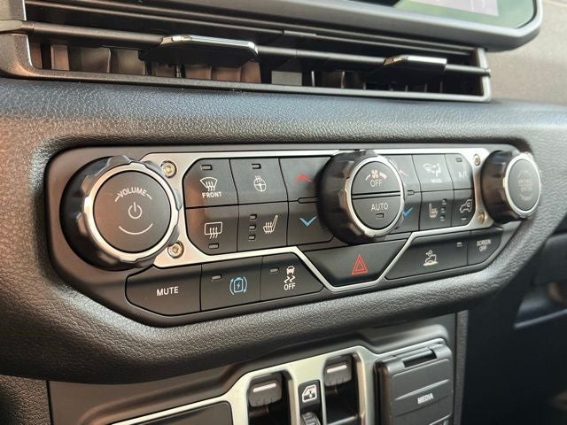 2025 Jeep Wrangler Willys 4xe