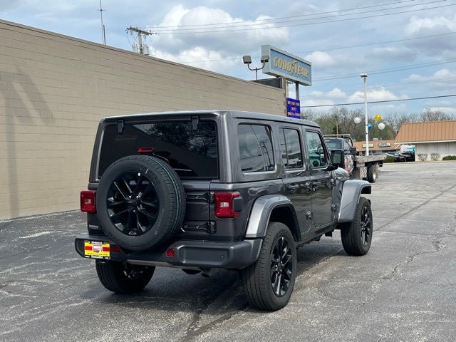 2025 Jeep Wrangler Sahara 4xe