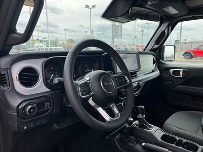 2025 Jeep Wrangler Sahara 4xe