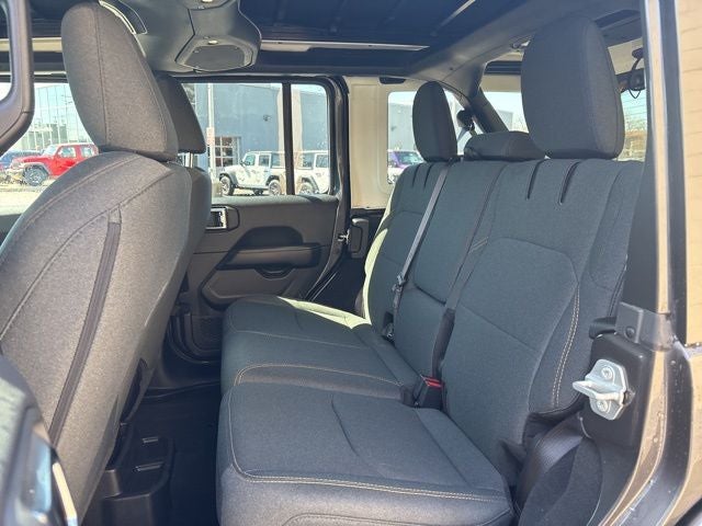 2025 Jeep Wrangler Sahara 4xe