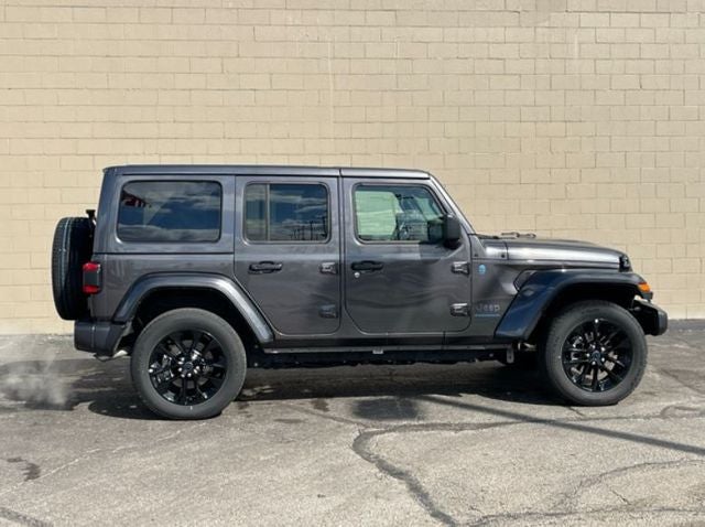 2025 Jeep Wrangler Sahara 4xe
