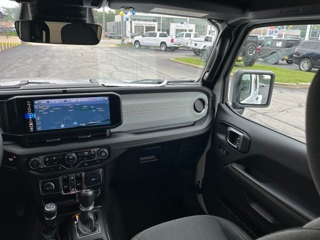 2025 Jeep Wrangler Sahara 4xe