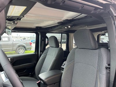 2025 Jeep Wrangler Sahara 4xe