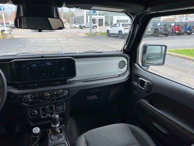 2025 Jeep Wrangler Sahara 4xe
