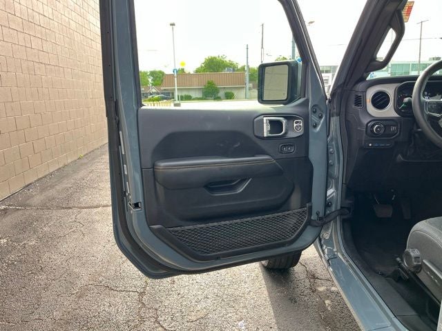 2025 Jeep Wrangler Sahara 4xe