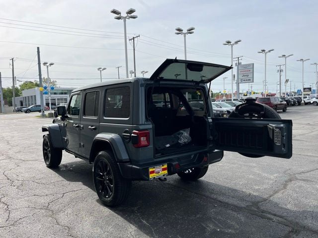 2025 Jeep Wrangler Sahara 4xe