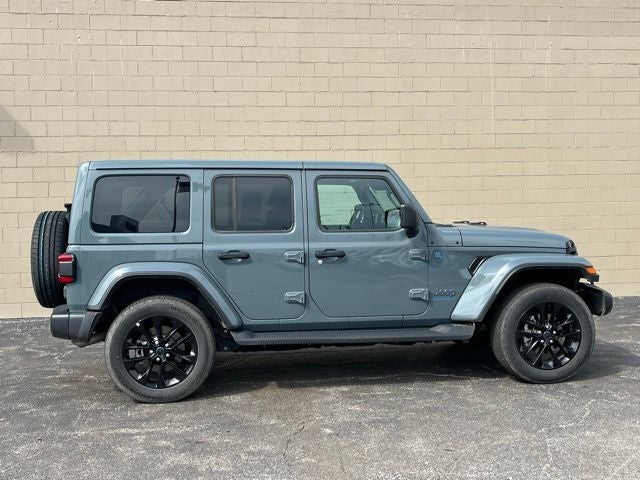 2025 Jeep Wrangler Sahara 4xe