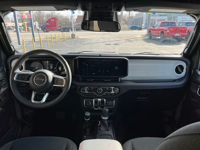 2025 Jeep Wrangler Sahara 4xe