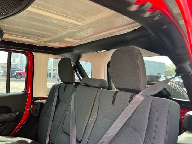 2025 Jeep Wrangler Sahara 4xe