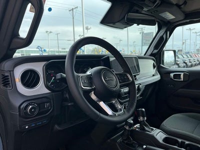 2025 Jeep Wrangler Sahara 4xe