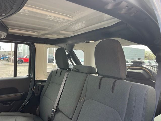 2025 Jeep Wrangler Sahara 4xe