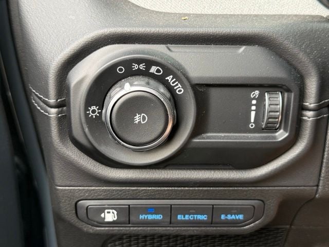 2025 Jeep Wrangler Sahara 4xe
