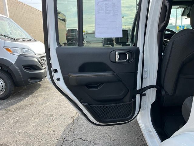 2025 Jeep Wrangler Sahara 4xe