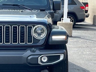 2025 Jeep Wrangler Sahara 4xe