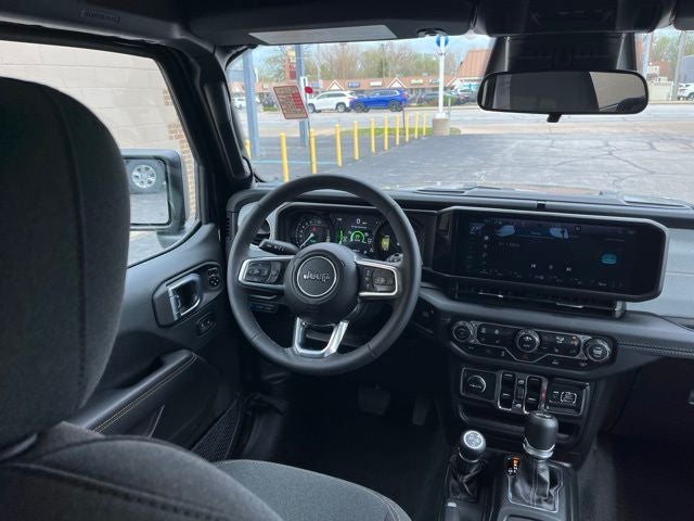 2025 Jeep Wrangler 4xe Sahara 4XE - Photo 35