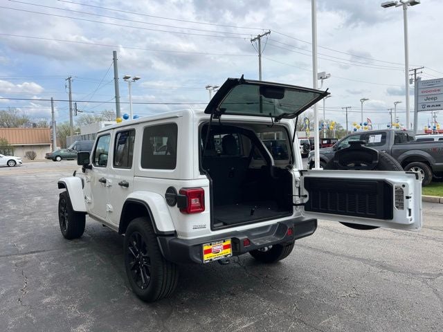 2025 Jeep Wrangler Sahara 4xe