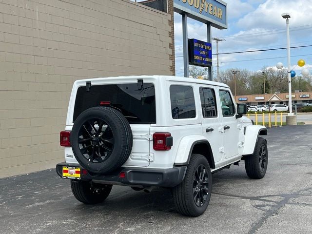 2025 Jeep Wrangler Sahara 4xe