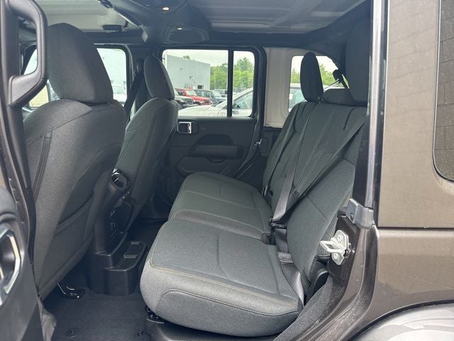 2025 Jeep Wrangler Sahara 4xe