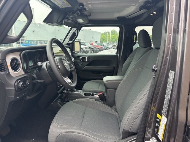 2025 Jeep Wrangler Sahara 4xe