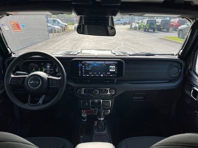 2025 Jeep Wrangler Rubicon 4xe