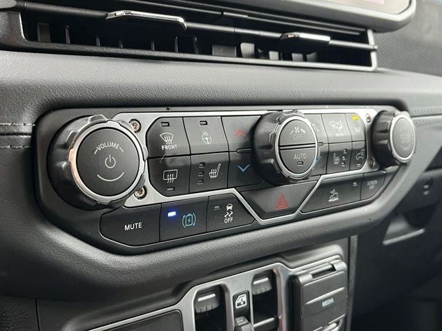 2025 Jeep Wrangler Rubicon 4xe