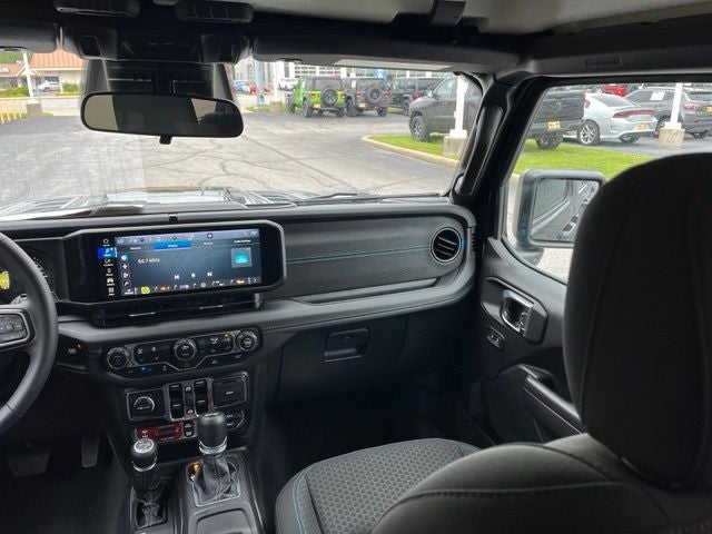 2025 Jeep Wrangler Rubicon 4xe