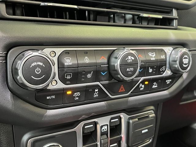 2025 Jeep Wrangler Rubicon 392