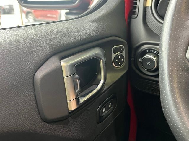 2025 Jeep Wrangler Rubicon 392