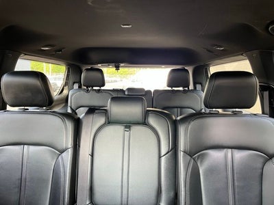 2023 Jeep Wagoneer Base