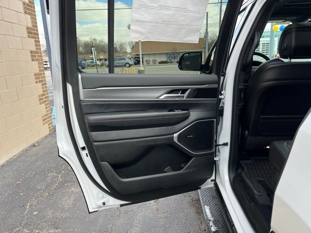 2026 Jeep Grand Wagoneer Upland