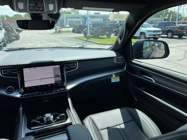 2026 Jeep Grand Wagoneer Limited Reserve