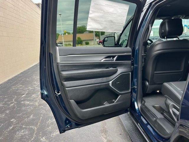 2026 Jeep Grand Wagoneer Limited Altitude
