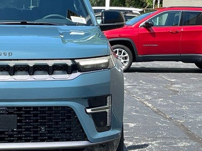 2026 Jeep Grand Wagoneer Limited Altitude