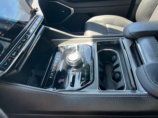 2023 Jeep Wagoneer Series III - Photo 25